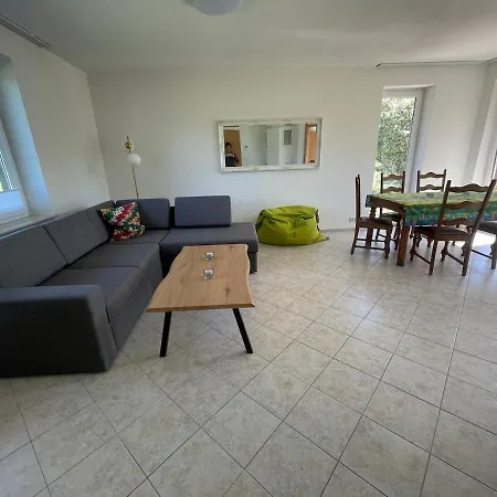Sunshine House بيت للعطل *